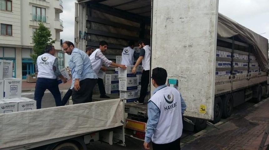 Kocaeli&rsquo;den Doğu Guta&rsquo;ya Bir Tır Dolusu Yardım Malzemesi