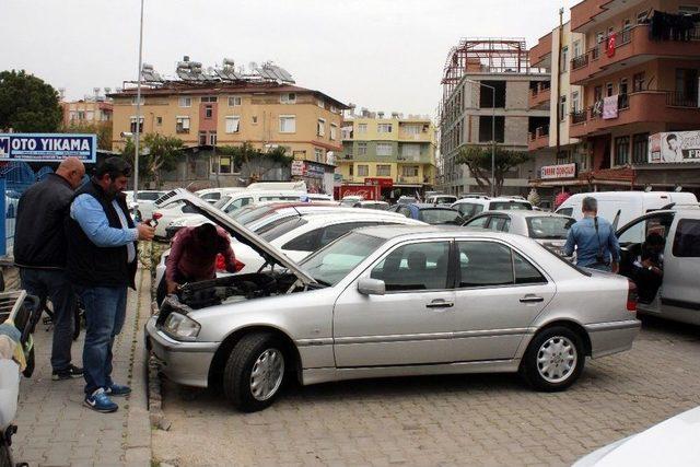 Antalya’da İkiz Plakalı Lüks Otomobile El Konuldu