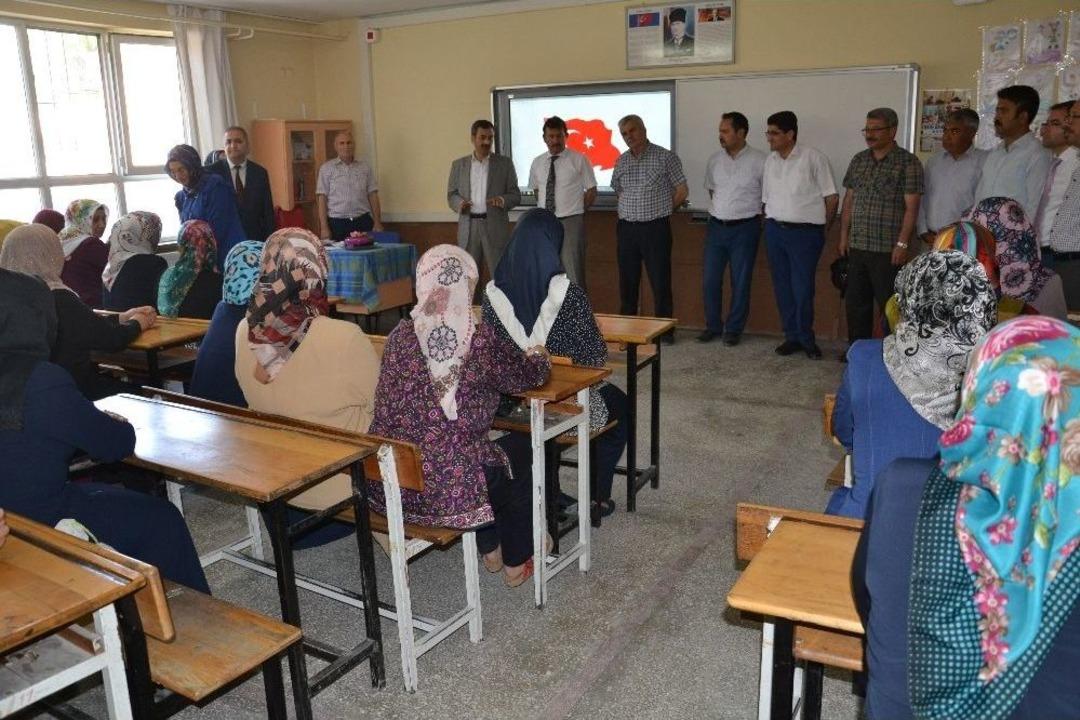 Manisa&rsquo;da 23 Kadın Daha Okuma Yazma &Ouml;ğrendi