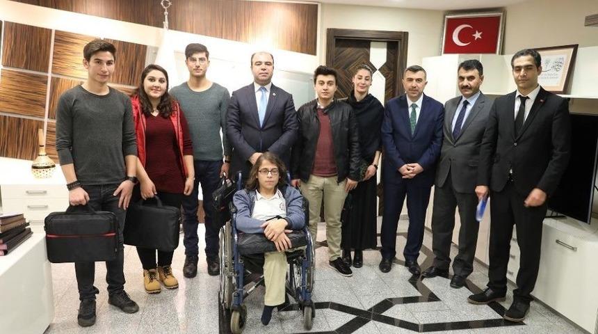 Şanlıurfa B&uuml;y&uuml;kşehir Belediye Başkanı Nihat &Ccedil;ift&ccedil;i: