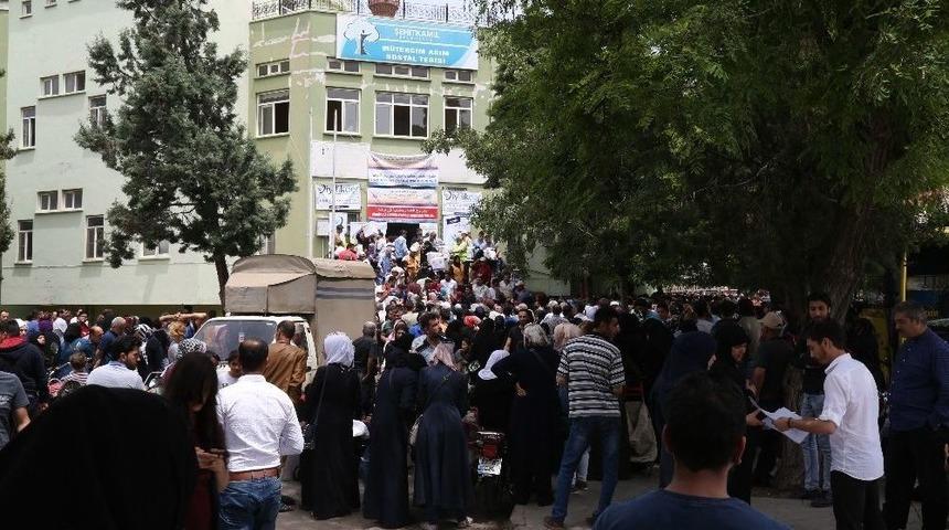 İyilikder&rsquo;den 2 Bin Aileye Gıda Yardımı