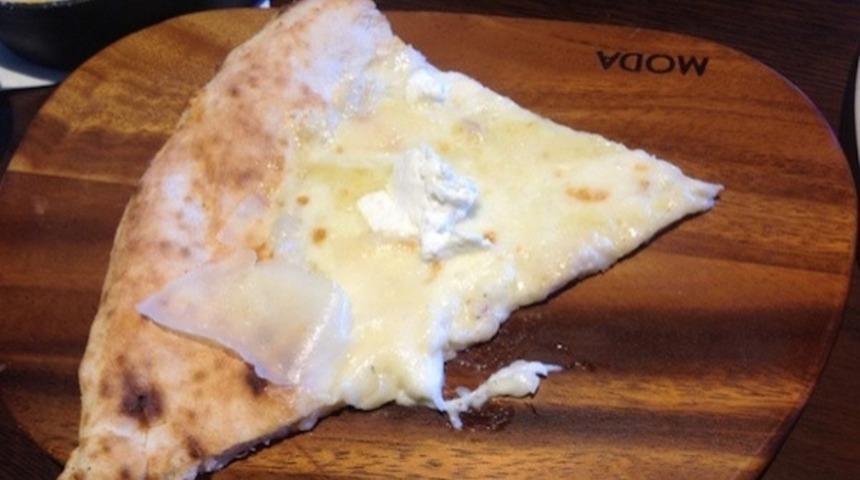 İşte Karşınızda 99 Peynirli Pizza!