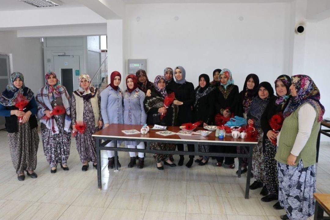 K&uuml;tahya&rsquo;nın Kureyşler K&ouml;y&uuml;, &rsquo;k&ouml;ysel D&ouml;n&uuml;ş&uuml;m&rsquo; Projesinde T&uuml;rkiye&rsquo;ye &Ouml;rnek Oldu