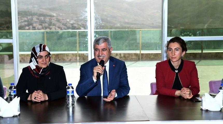 Özalperliler Belediyenin Yatırımlarını İnceledi