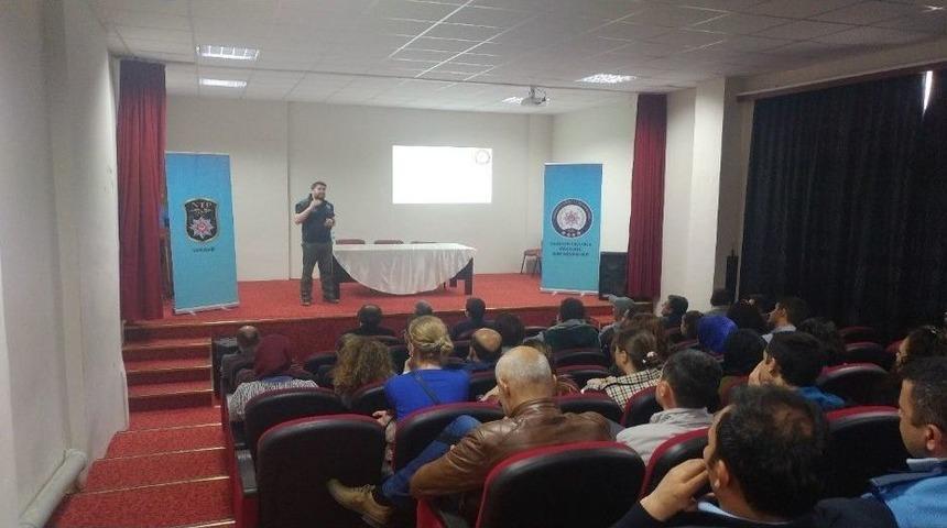 Eskişehir Emniyetinden Narkorehber Eğitimi