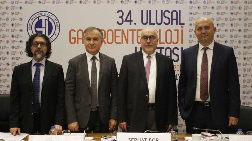 Prof. Dr. Bor: "t&uuml;rkiye&rsquo;de Endoskopiyi Kimlerin Yapacağının Yasal Dayanağı Yok"