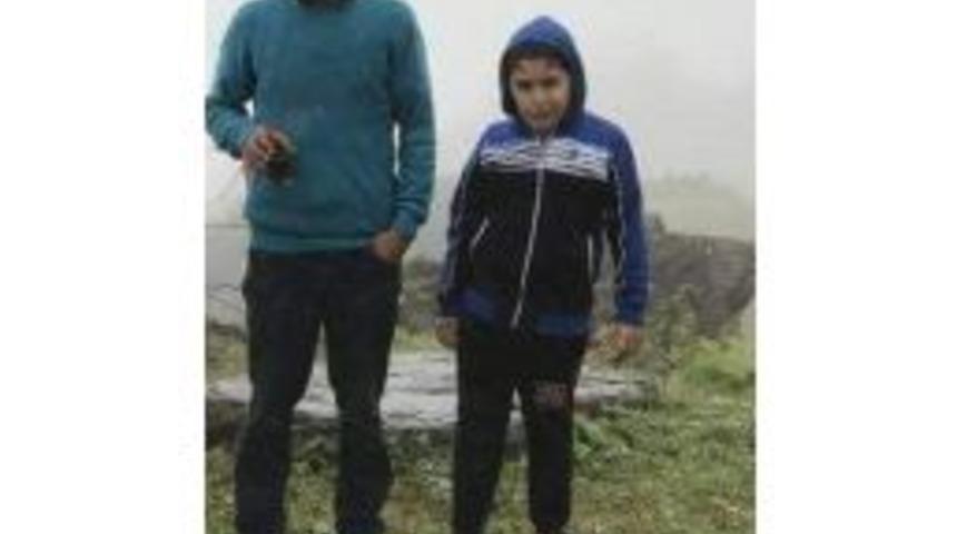 Rize&rsquo;de Kamyonet U&ccedil;uruma Yuvarlandı: Baba Yaralı, Oğlu &Ouml;ld&uuml;