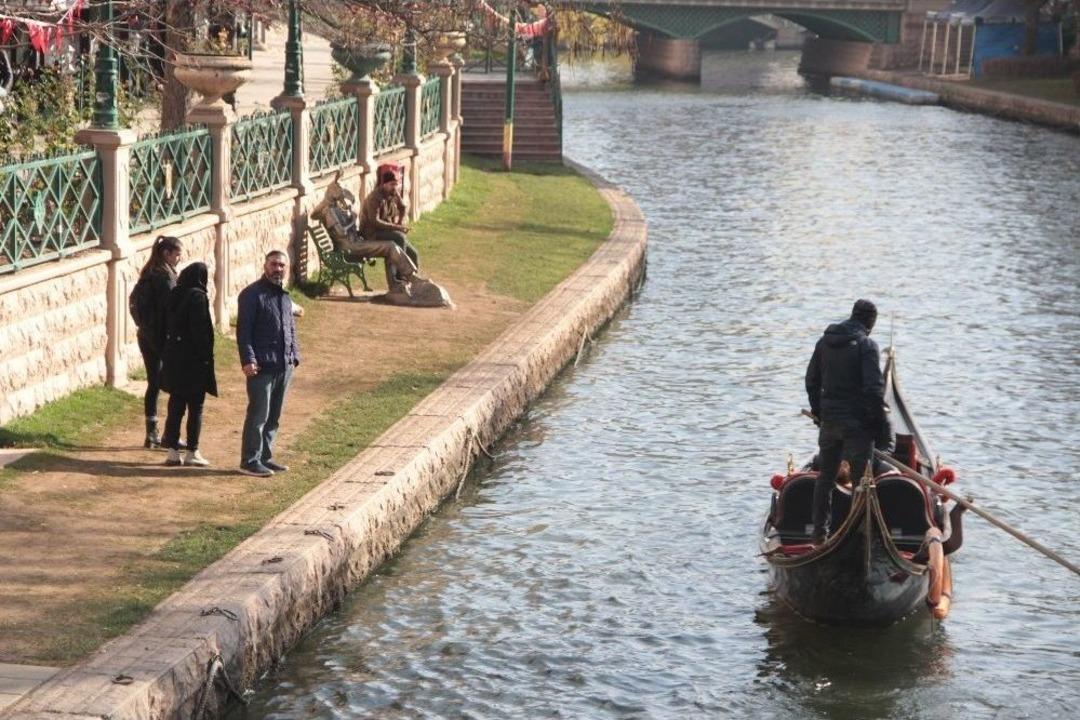 Kışa Hazırlanan Eskişehir&rsquo;den Baharı Hatırlatan Manzaralar