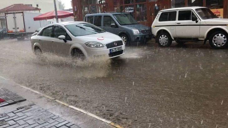 Narman’da Sağanak Yağmur Hayatı Olumsuz Etkiledi G4