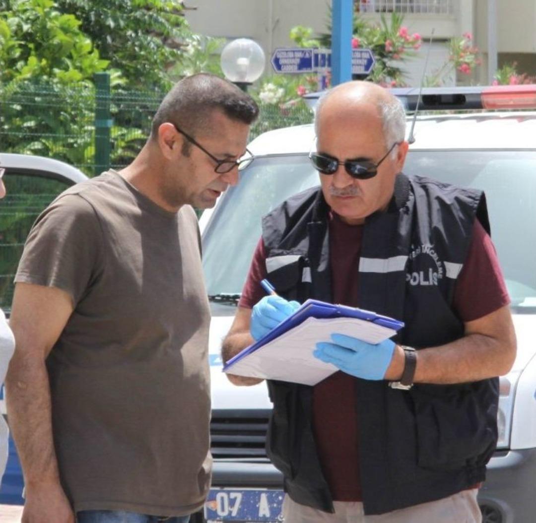 Antalya&rsquo;da Saniye Saniye Aracın Benzinle Yakılma Anı