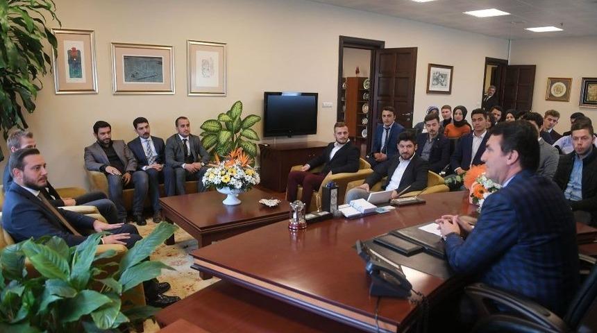 Ak Gen&ccedil;lerden D&uuml;ndar&rsquo;a Ziyaret