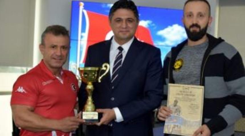 Aliağalı Sporcu D&uuml;nya 6.&rsquo;sı Oldu