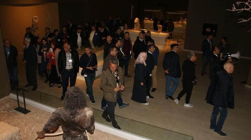 Turizm Acente Temsilcileri Şanlıurfa’da Tarihe Yolculuk Yaptı