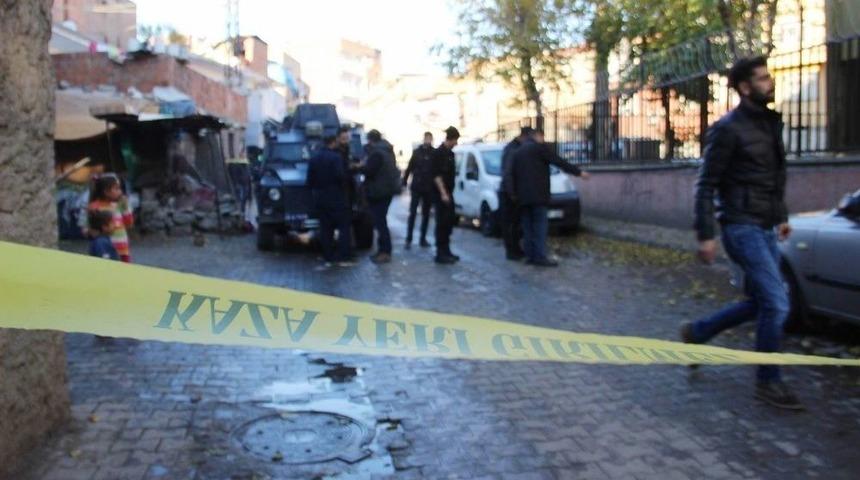 İlkokula Eyp&rsquo;li Saldırı