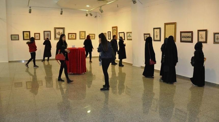 Aşkı-ı Hat Sergisi G&ouml;r&uuml;c&uuml;ye &Ccedil;ıktı