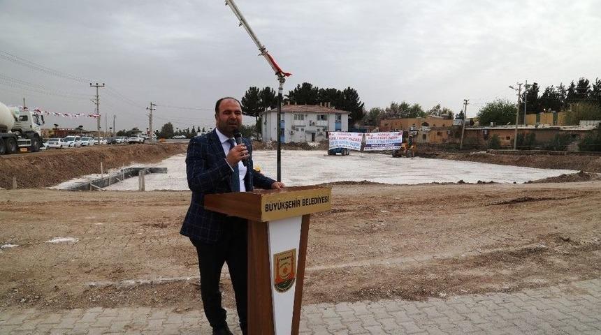 Harran&rsquo;da Semt Pazarı Ve Otopark &Ccedil;alışmaları S&uuml;r&uuml;yor