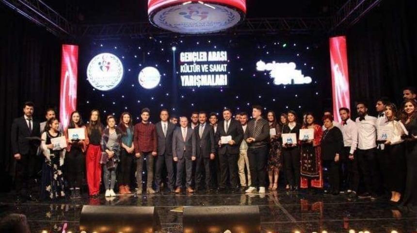 Mardin&rsquo;de K&uuml;lt&uuml;r Sanat Yarışmaları Sona Erdi