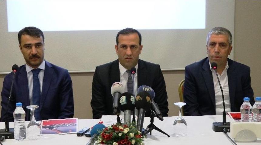 Adil Gevrek: &ldquo;hasılatın Tamamını Mehmet&ccedil;ik Vakfımıza Bağışlayacağız&rdquo;