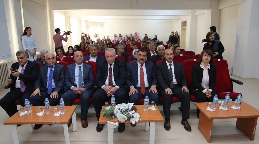 Başkan Gürkan, “4 Büyük Ozan İçin Söylüyoruz’ Adlı Programa Katıldı