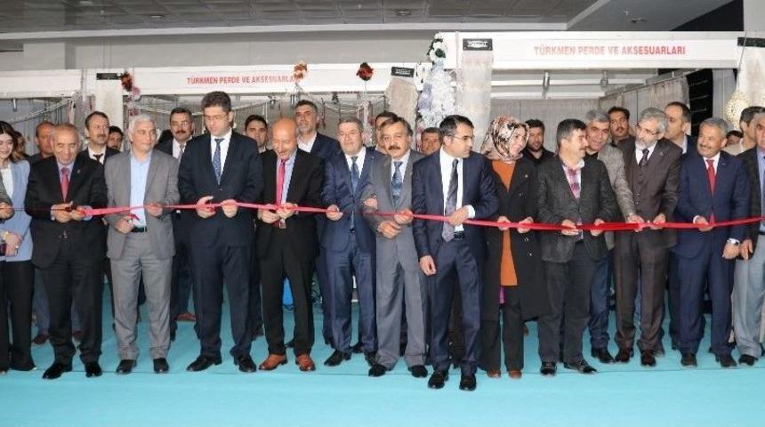 &lsquo;1. Van Tekstil Ve Ev Tekstili Fuarı&rsquo; Start Aldı