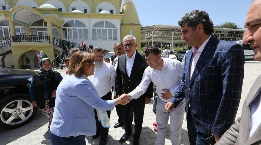 Şahin, Yeşilkent Mahalle Sakinleriyle Bir Araya Geldi