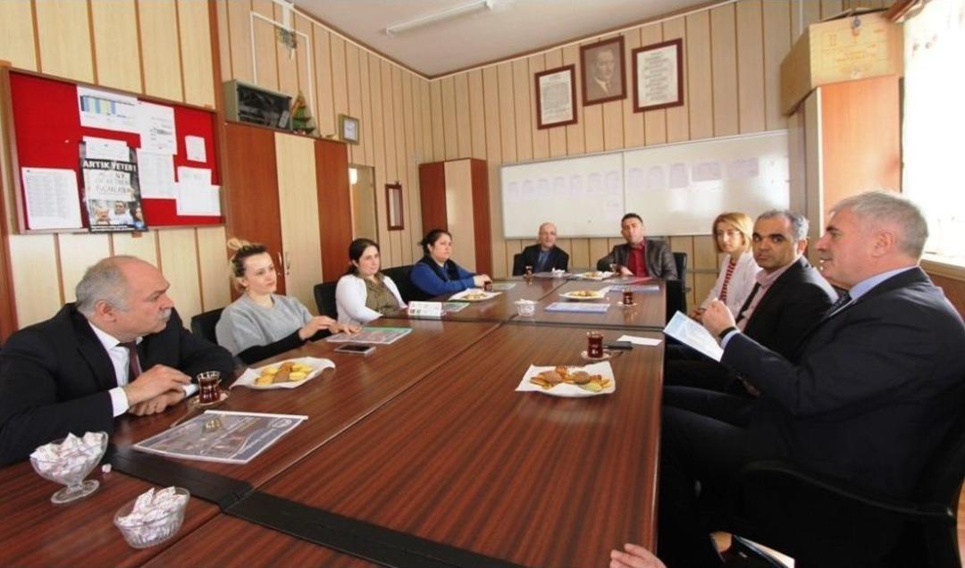 Başkan Memiş&rsquo;ten Okul Ziyaretleri