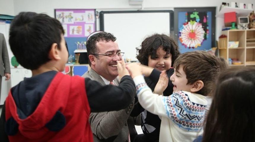 Başkan Taş&ccedil;ı, Miniklerle Buluştu