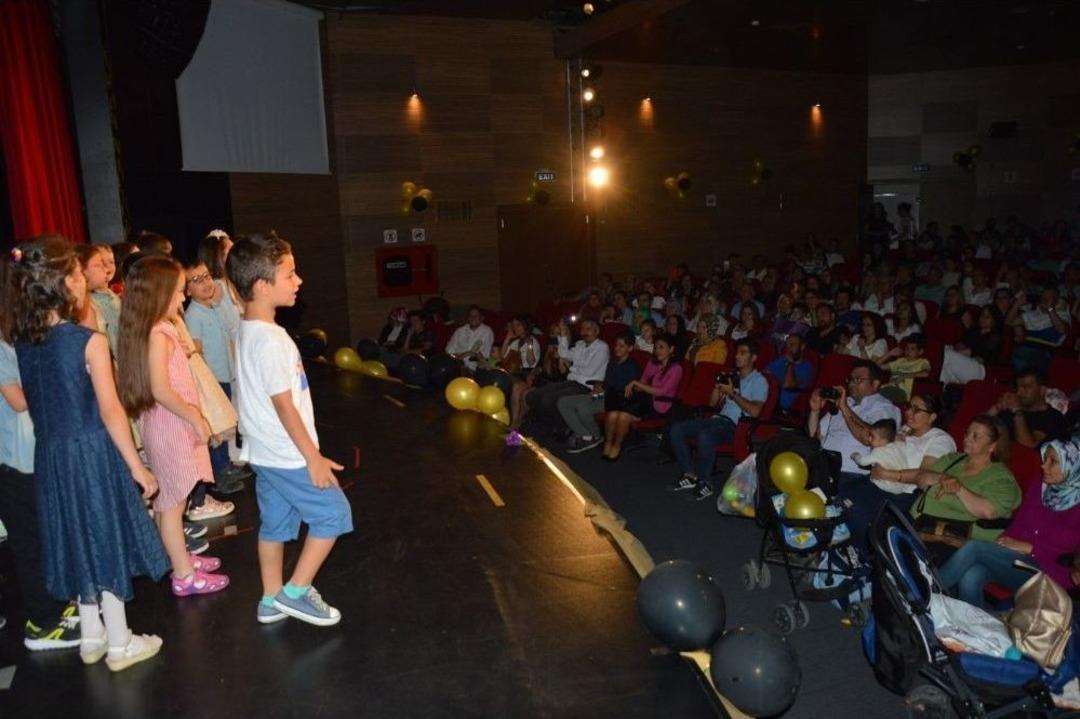 Miniklerin Okuma Heyecanına Aileleri Ortak Oldu