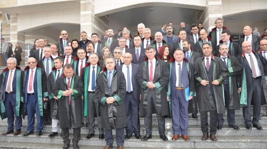 Uşak&rsquo;ta Otopark Eylemi Yapan Avukatların Yargılanmasına Başlandı