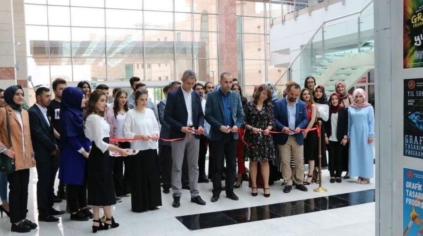 Hacıbektaş Myo&rsquo;da 5.geleneksel Grafik Tasarım Sergisi A&ccedil;ıldı