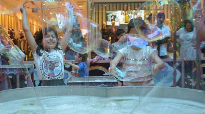 Baloncukların D&uuml;nyasını Keşfettiler