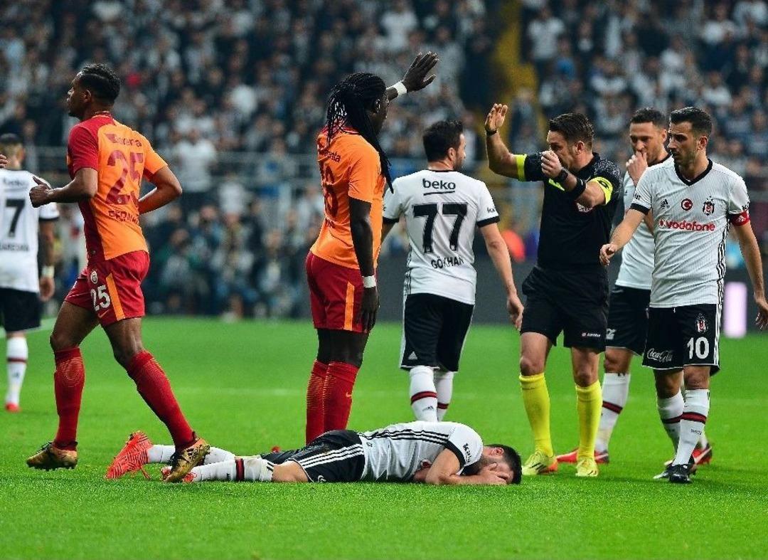S&uuml;per Lig: Beşiktaş: - Galatasaray: (ilk Yarı)