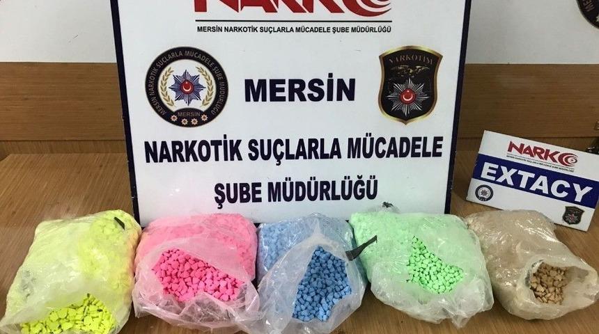 Mersin&rsquo;de Uyuşturucu Şebekesine Darbe