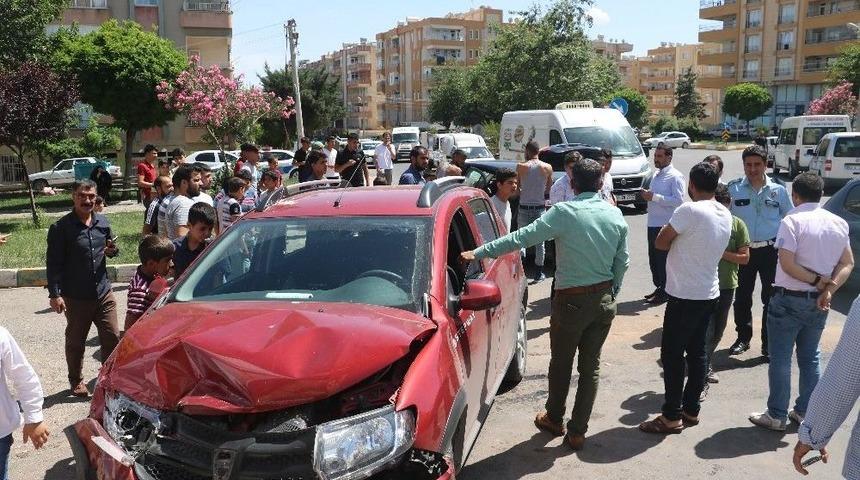 Şanlıurfa&rsquo;da Trafik Kazası: 2 Yaralı