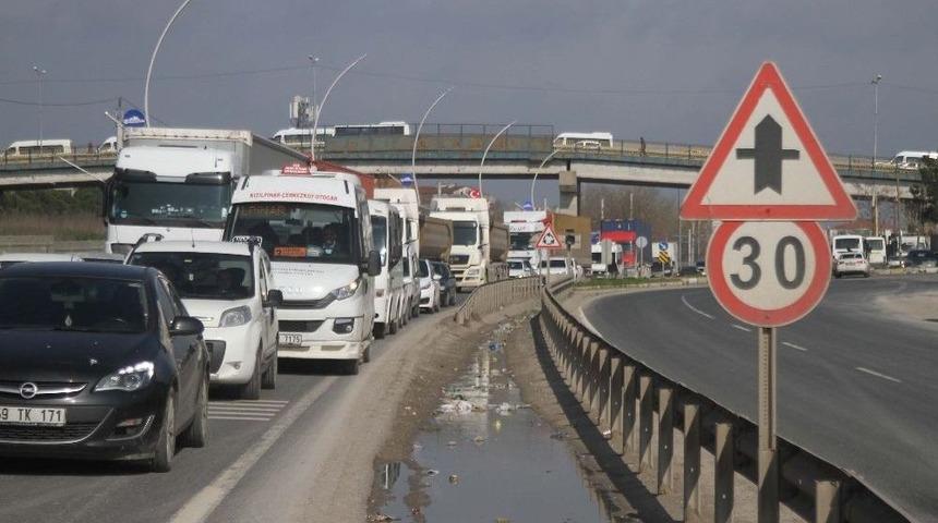 Tekirdağ&rsquo;da Tır Parkları Kazaya Neden Oldu