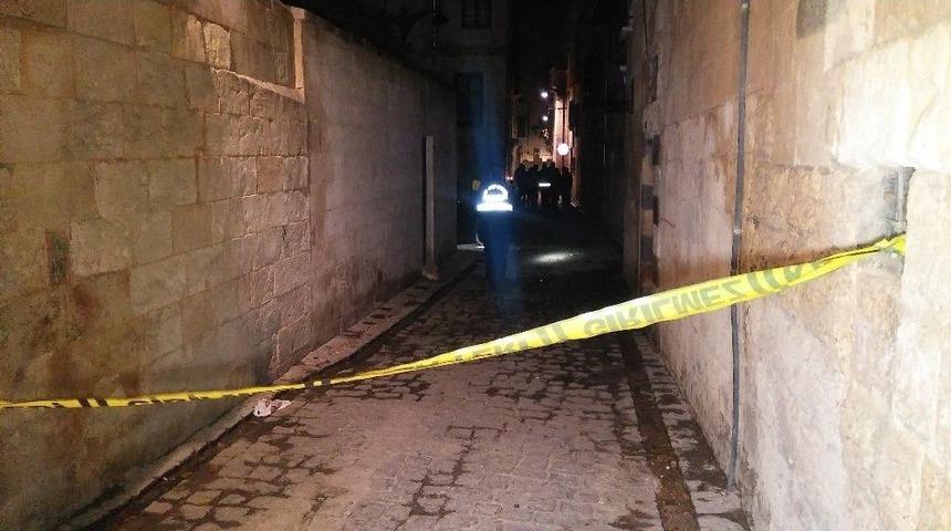 Gece Bek&ccedil;isi Tartıştığı Kavgada &Ouml;ld&uuml;r&uuml;ld&uuml;