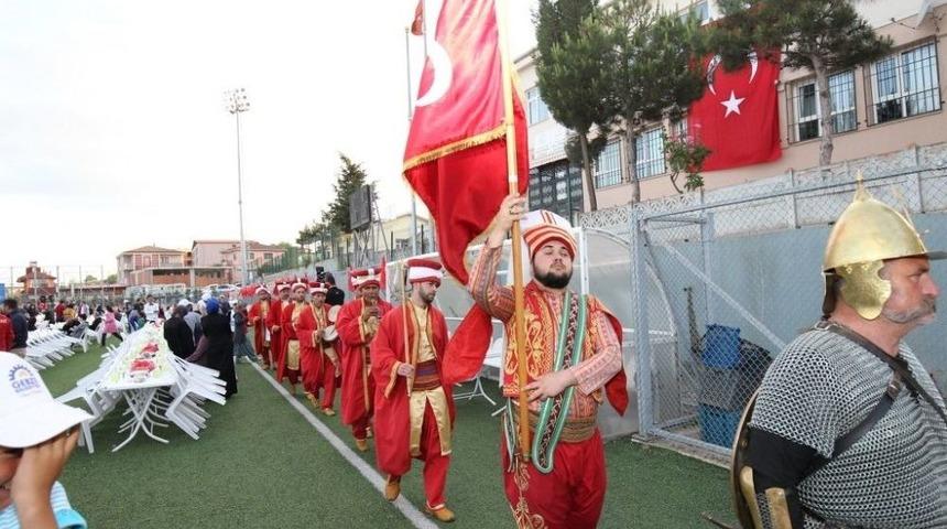Mollafenari&rsquo;de Binleri Buluşturan İftar