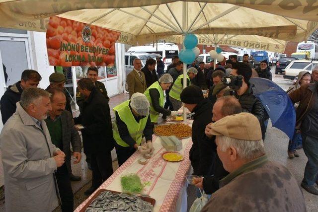 İnönü Belediyesi’nden Lokma İkramı