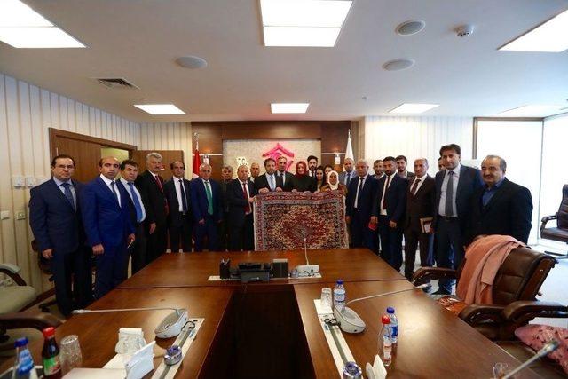 Ak Parti Hakkari Heyeti Ankara’dan Ziyaretlerde Bulundu