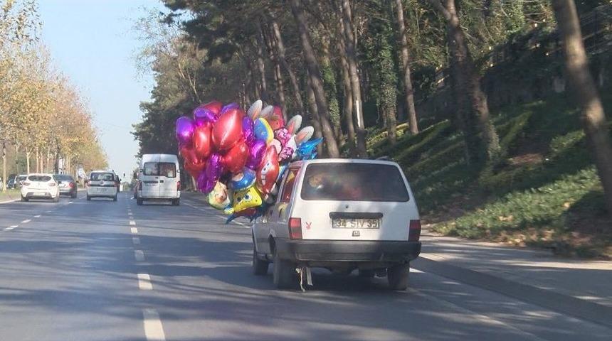 (&ouml;zel) U&ccedil;an Balonlu Araba