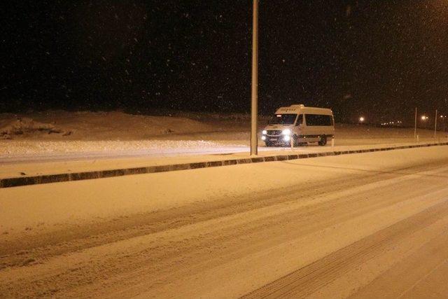 Erciyes’te Kar Sürprizi