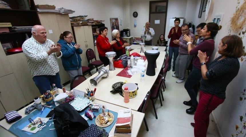 Engelleri &ldquo;ritim&rdquo; İle Aşıyorlar