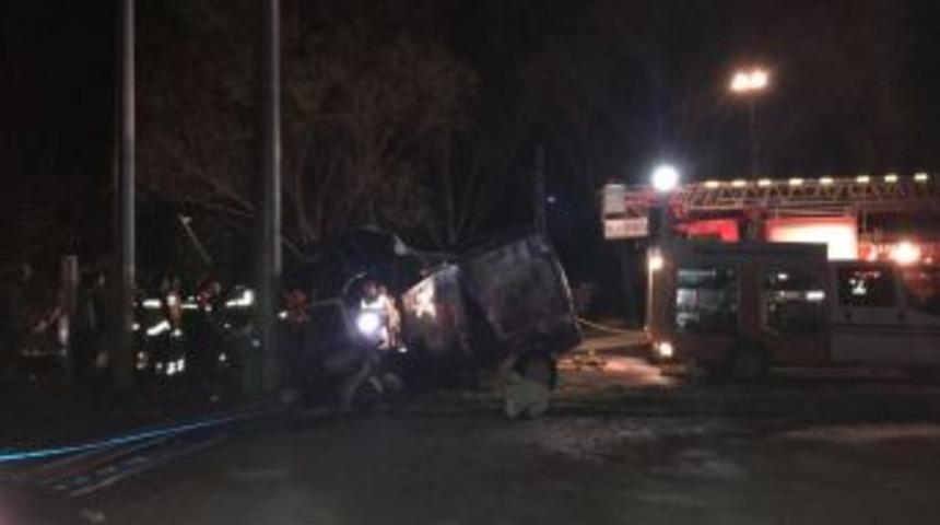 Iğdır&rsquo;da M&uuml;ltecilerin Bulunduğu Ara&ccedil; Kaza Yaptı:15 &Ouml;l&uuml; 40 Yaralı