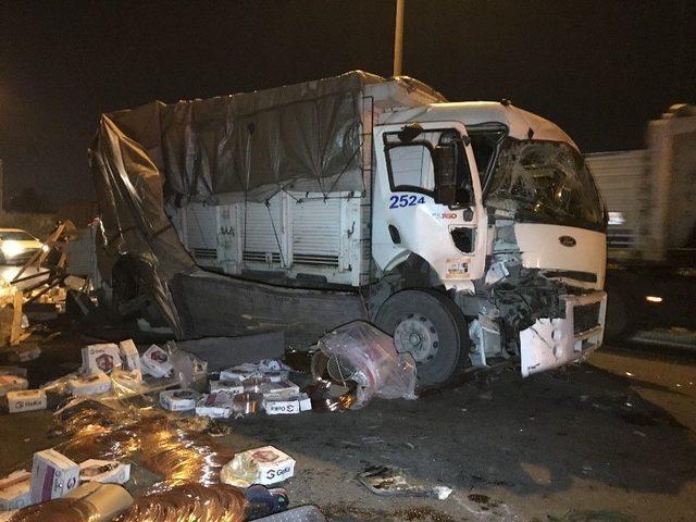 Otoyolda Zincirleme Kaza 1