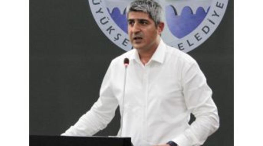 &Ccedil;etinkaya: "adanalının Geleceği İpotek Altına Alınıyor"