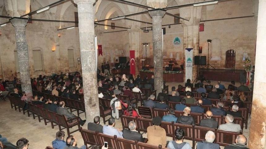 Eyy&uuml;biye&rsquo;de M&uuml;zik Dinletisi