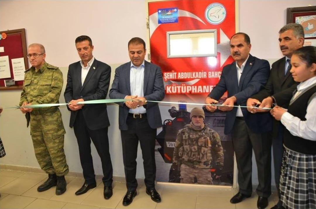 Erciş&rsquo;te A&ccedil;ılan Ay Yıldızlı K&uuml;t&uuml;phaneye Şehidin Adı Verildi