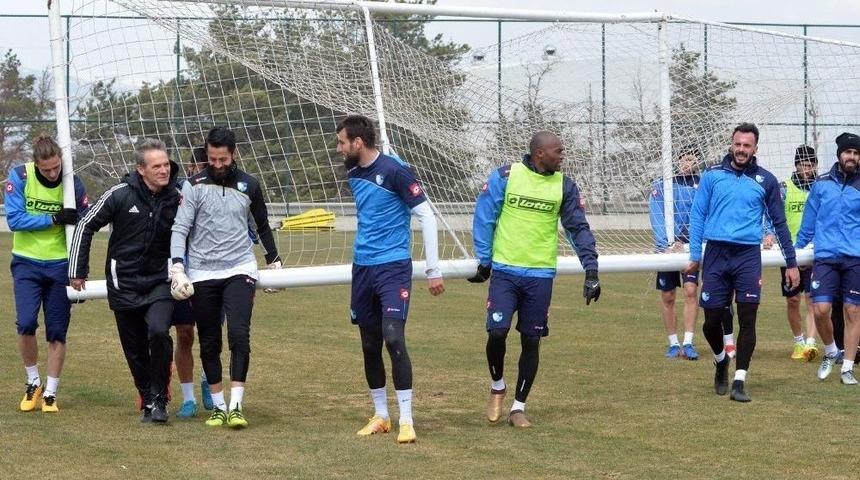 Bb. Erzurumspor, &Uuml;mraniyespor Ma&ccedil;ının Hazırlıklarını Tamamladı