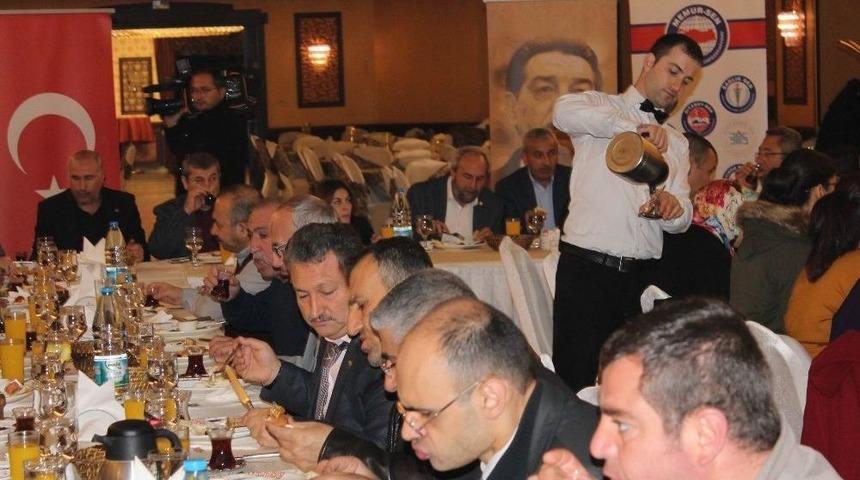 Memur-sen Engelli Komisyonu Başkanı Ayverdier, "engellilerin Topluma Kazandırılması &Ccedil;ok &Ouml;nemli"