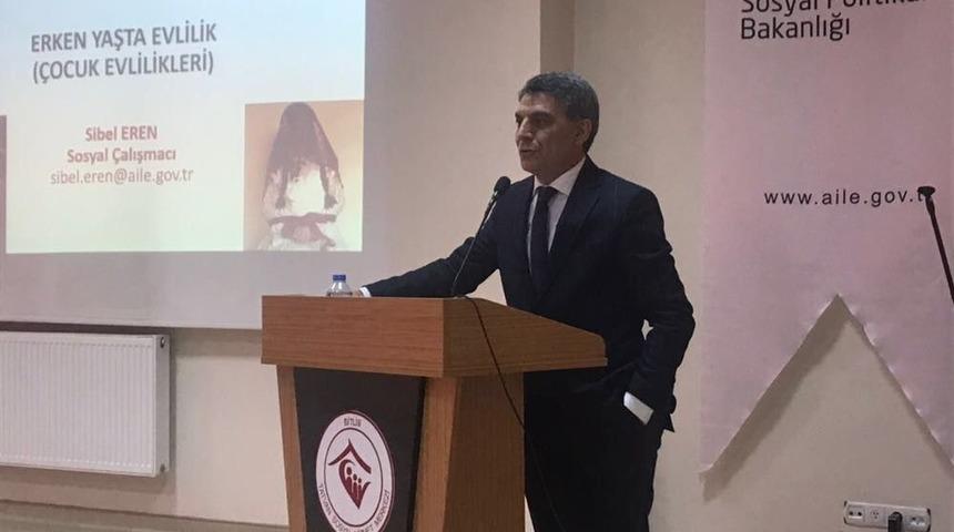 Tatvan&rsquo;da "erken Yaşta Evlilik" Semineri D&uuml;zenlendi